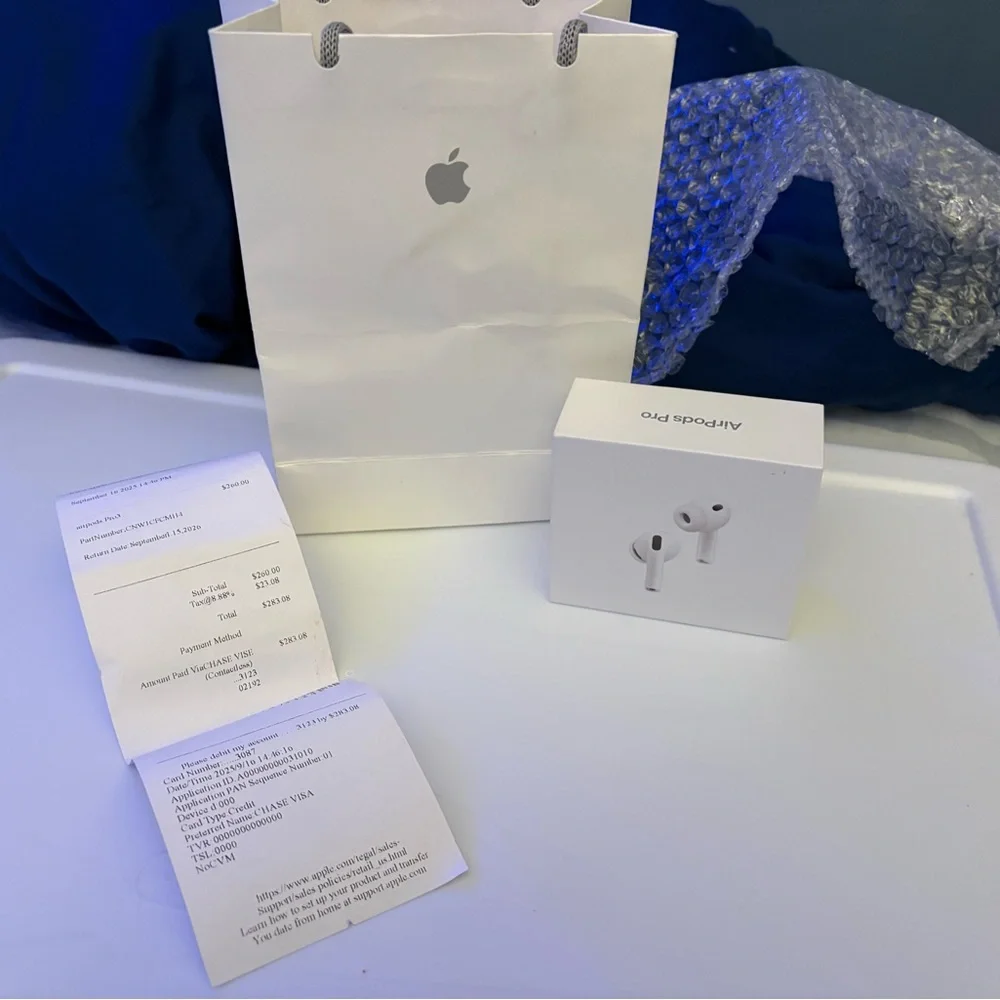 Apple AirPods Pro 3 Generation - Classic White